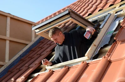 Pose de fenêtres de toit Velux à Charbonnat